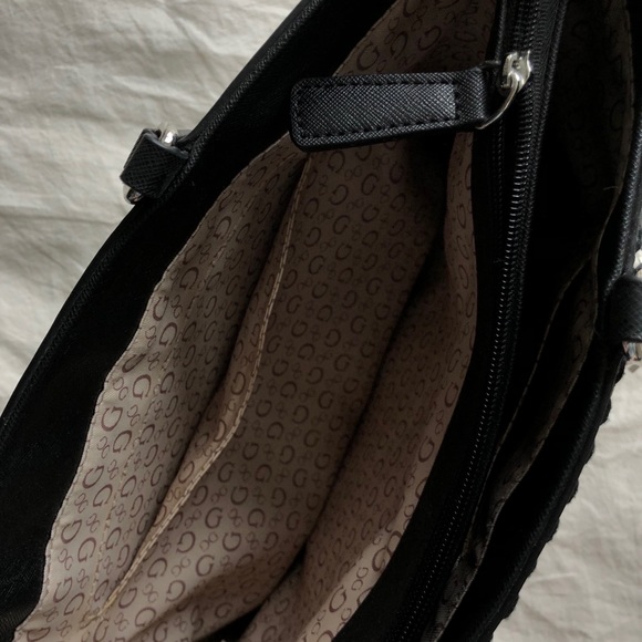 GUESS elite tote - Picture 6 of 8